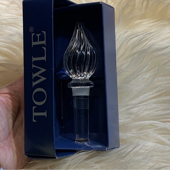 SALE!! Lead crystal bottle stopper.   2 - Picture 4 of 8